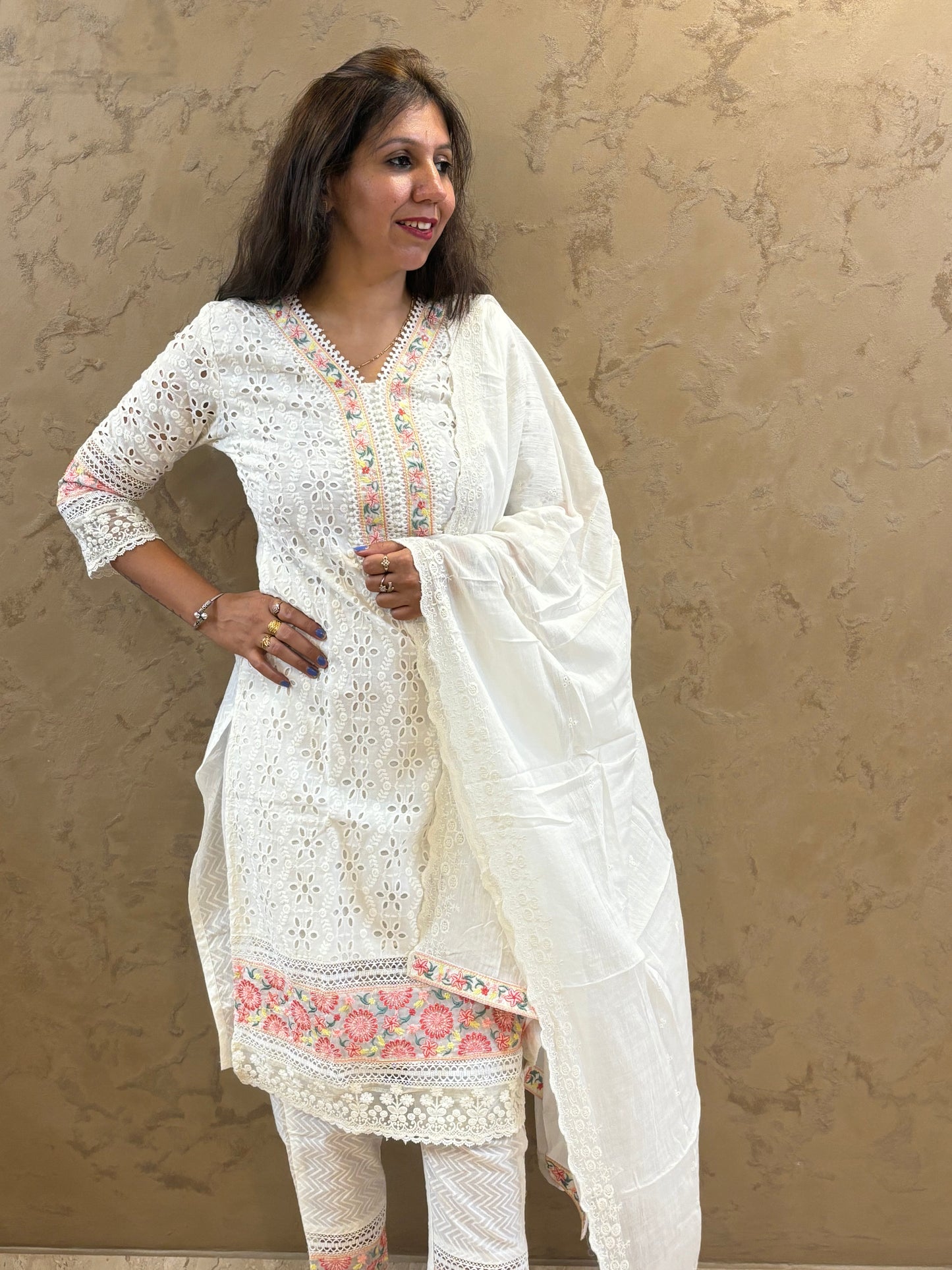 White Hakuba Chikan Kurta Set