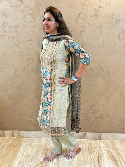 Afsa-Pakistani Suit Set