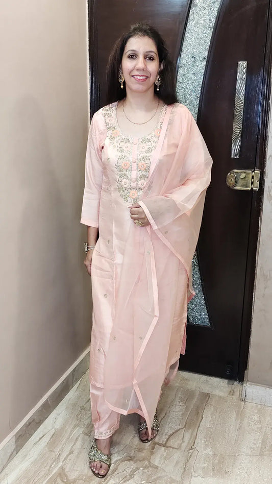 Handcrafted Dola Bliss